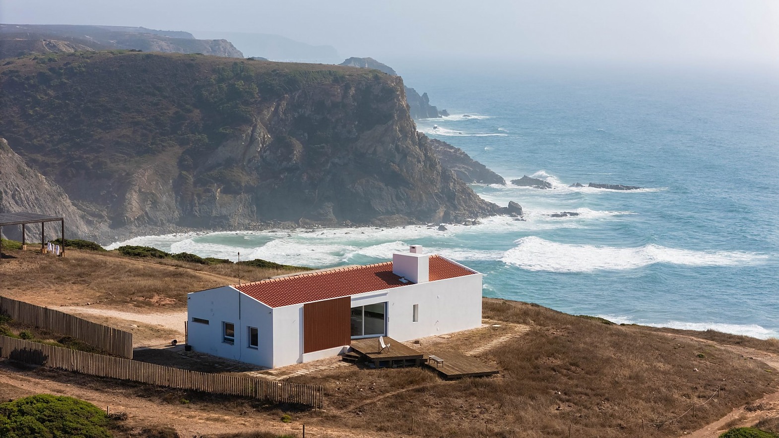 Praia do Amado House