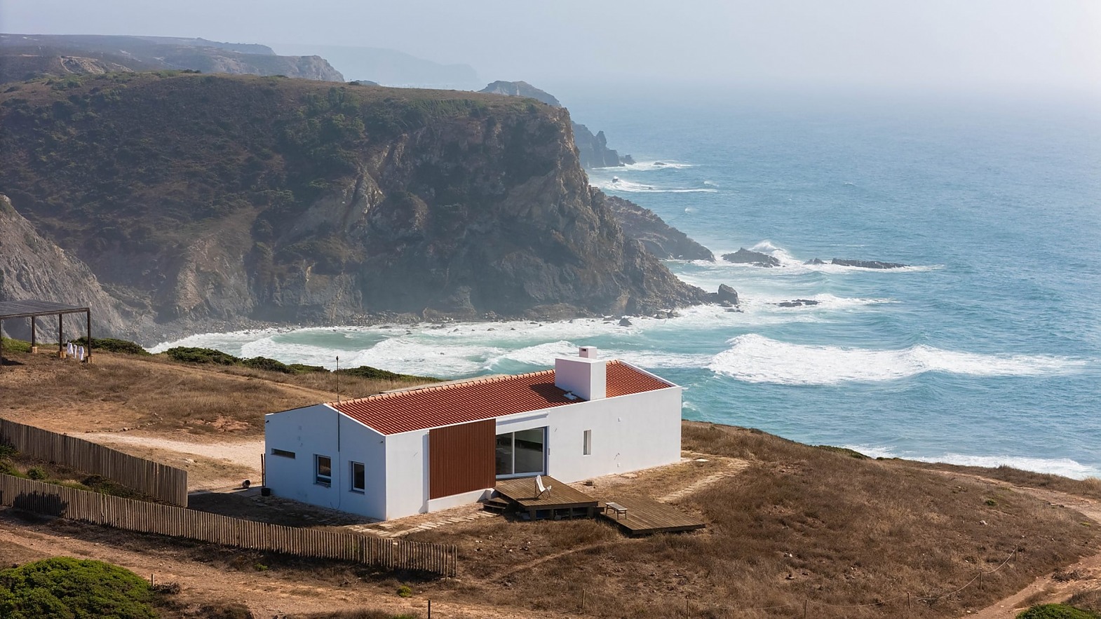 Praia do Amado House